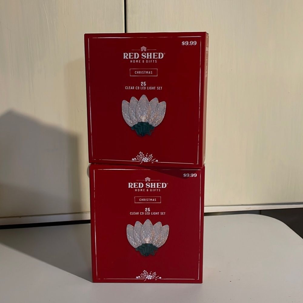 2 Red Shed Christmas Lights Old Fashioned